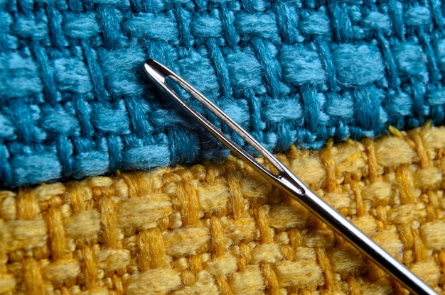 Zbliżenie nici i igły